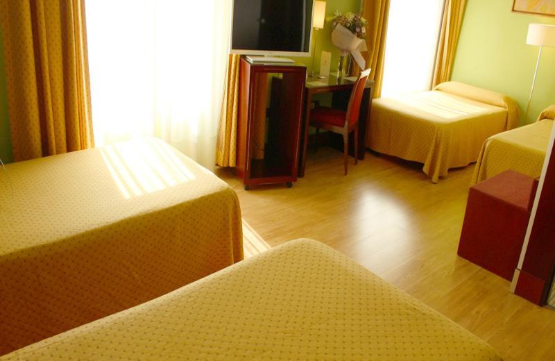 Carlos V Hotel Granada