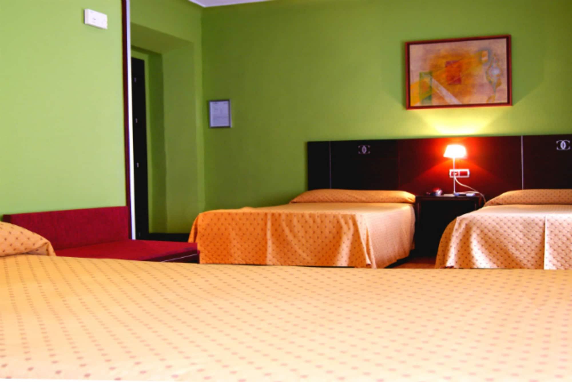 Carlos V Hotel
