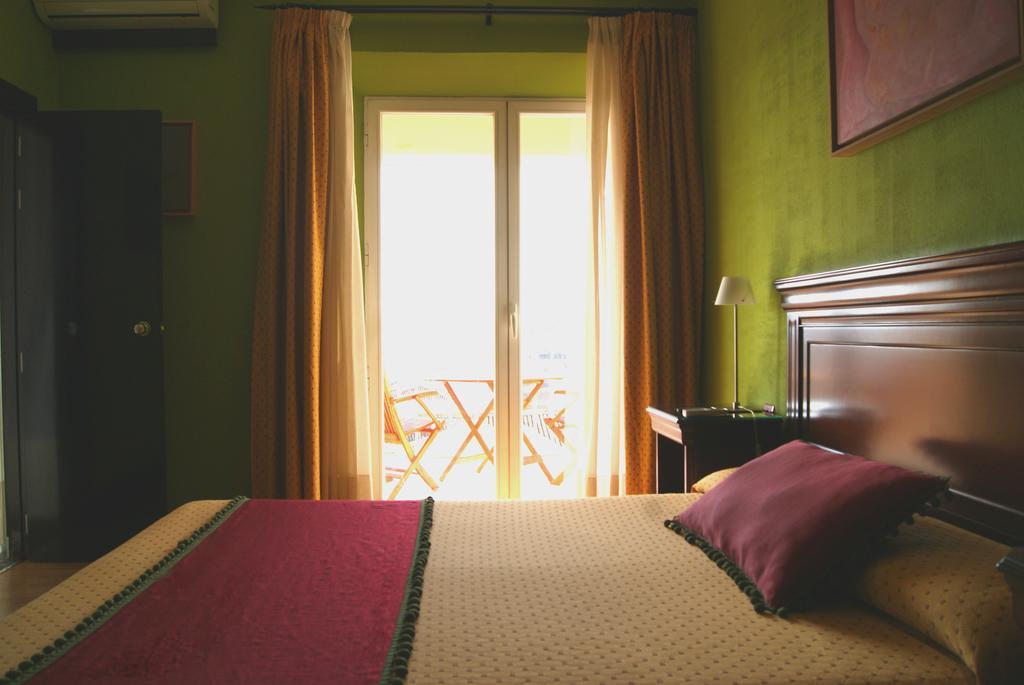 Carlos V Hotel Grenada