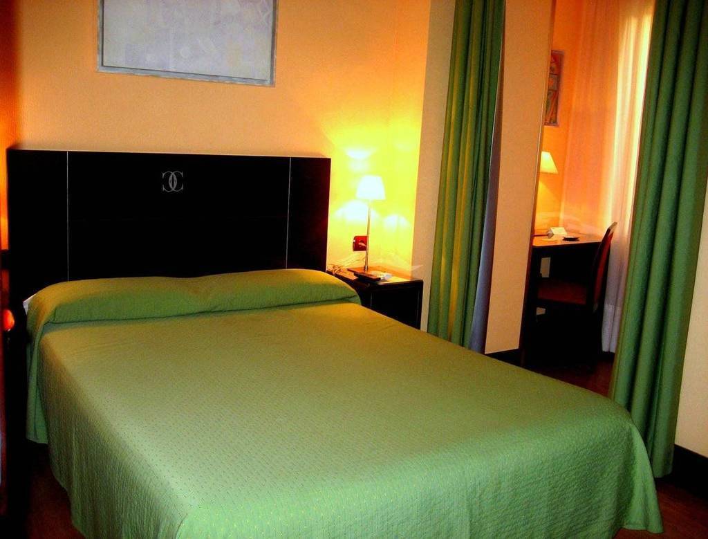 Hotel Carlos V *
